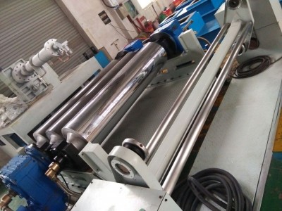 TPO/TPE/TPU彈性體片材擠出機(jī)