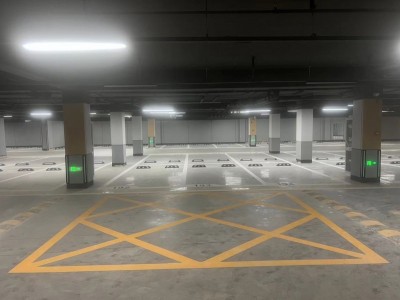 南京道路劃線-達(dá)尊地下車(chē)庫(kù)停車(chē)場(chǎng)車(chē)位劃線