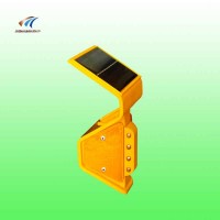 太陽(yáng)能輪廓標(biāo)護(hù)欄燈 波形護(hù)欄警示燈 交通設(shè)施廠家