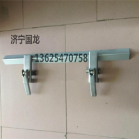 各種規(guī)格 防溢裙板夾持器201 304 鍍鋅材質(zhì) 防溢裙板廠家