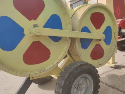 液壓制動(dòng)張力機(jī) 線路張力放線機(jī)